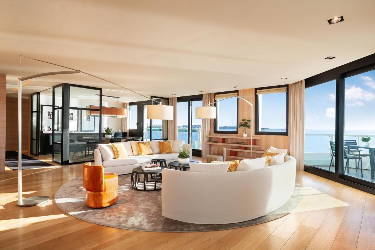 Präsidentensuite mit 2 Schlafzimmern und Balkon zur Meerseite
