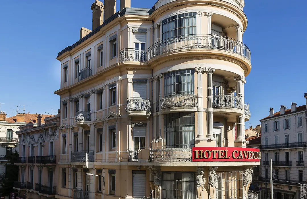 Le Cavendish-1