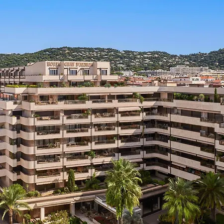 Hotel Barriere Le Gray D'Albion-2